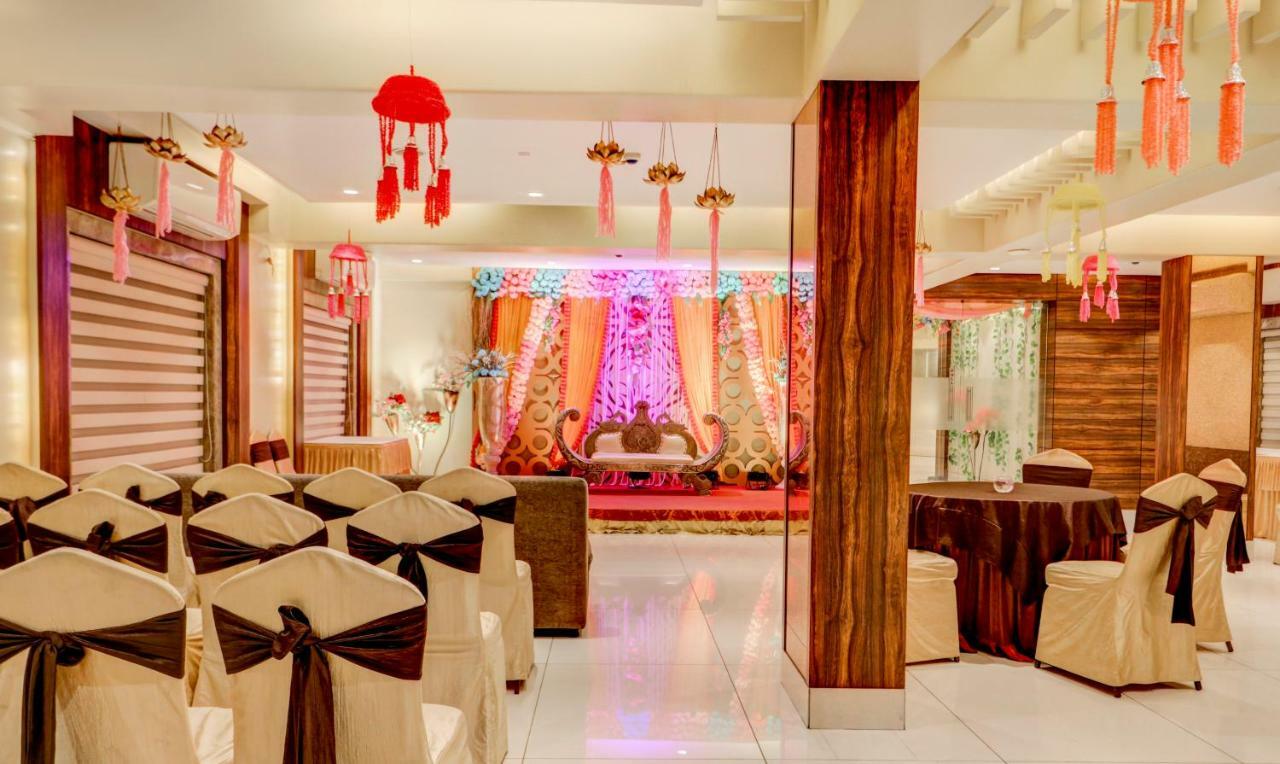 כלכותה Treebo Radhe Palace מראה חיצוני תמונה